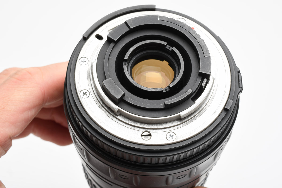 Sigma Quantaray AF 100-300mm f4.5-6.7 MC LDO Telephoto zoom lens for Nikon F