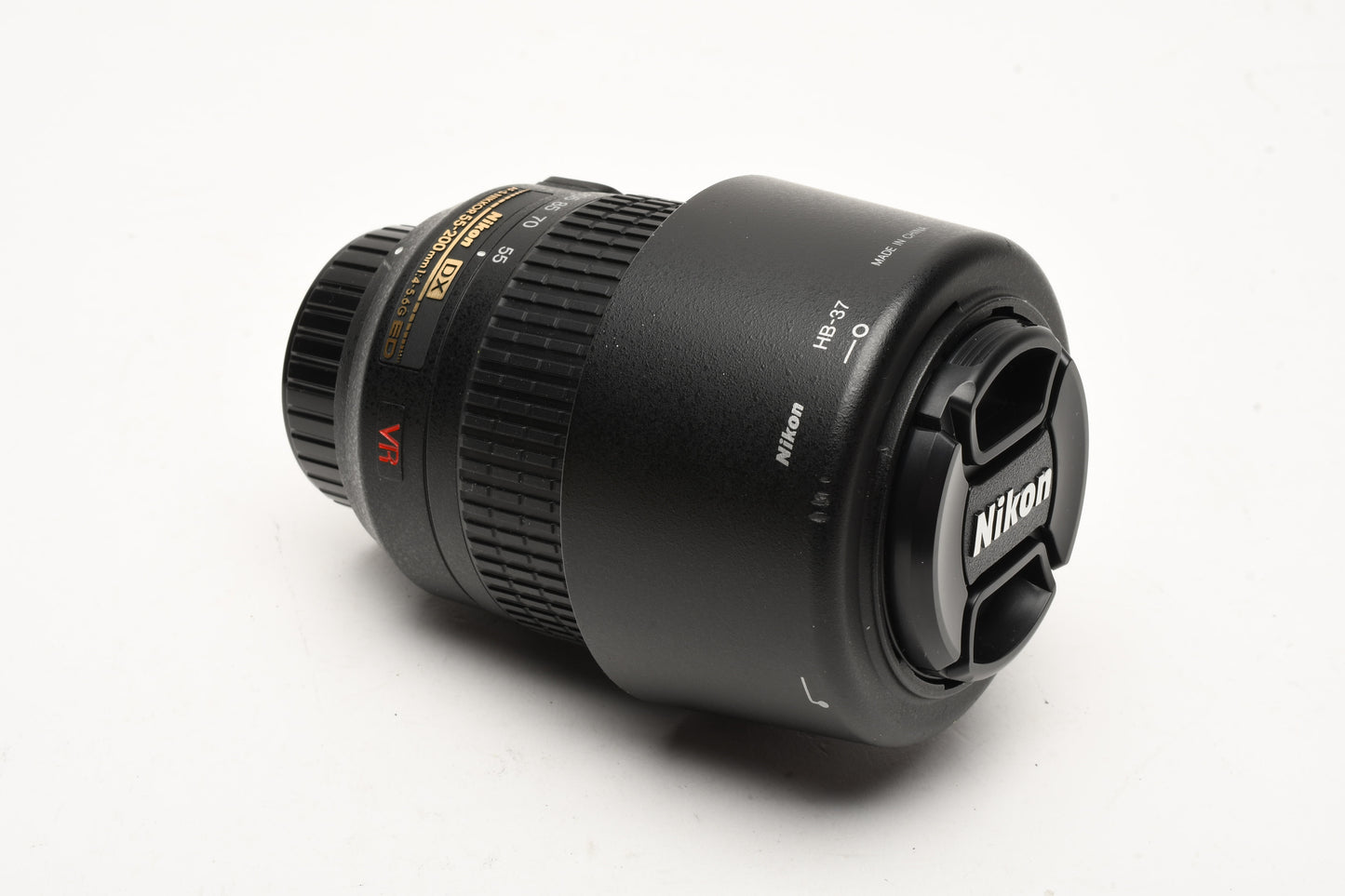 Nikon AFS Nikkor 55-200mm F4-5.6G ED DX VR zoom lens, caps, hood, pouch, Mint-