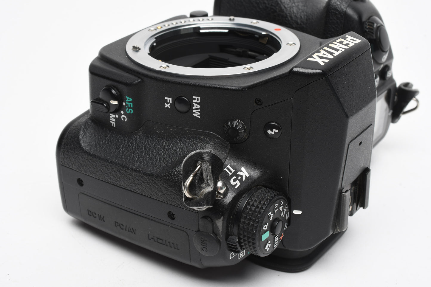 Pentax K5 II DSLR Body, Only 7392 Acts, 2Batts, charger, manual, Tested