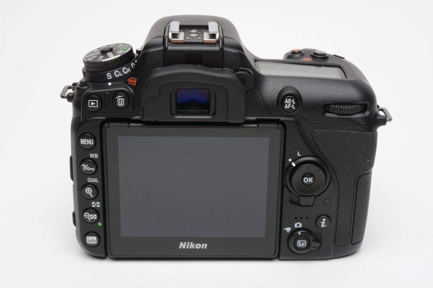 Nikon D7500 DSLR Body w/batt., charger, strap, Only 12K Acts!