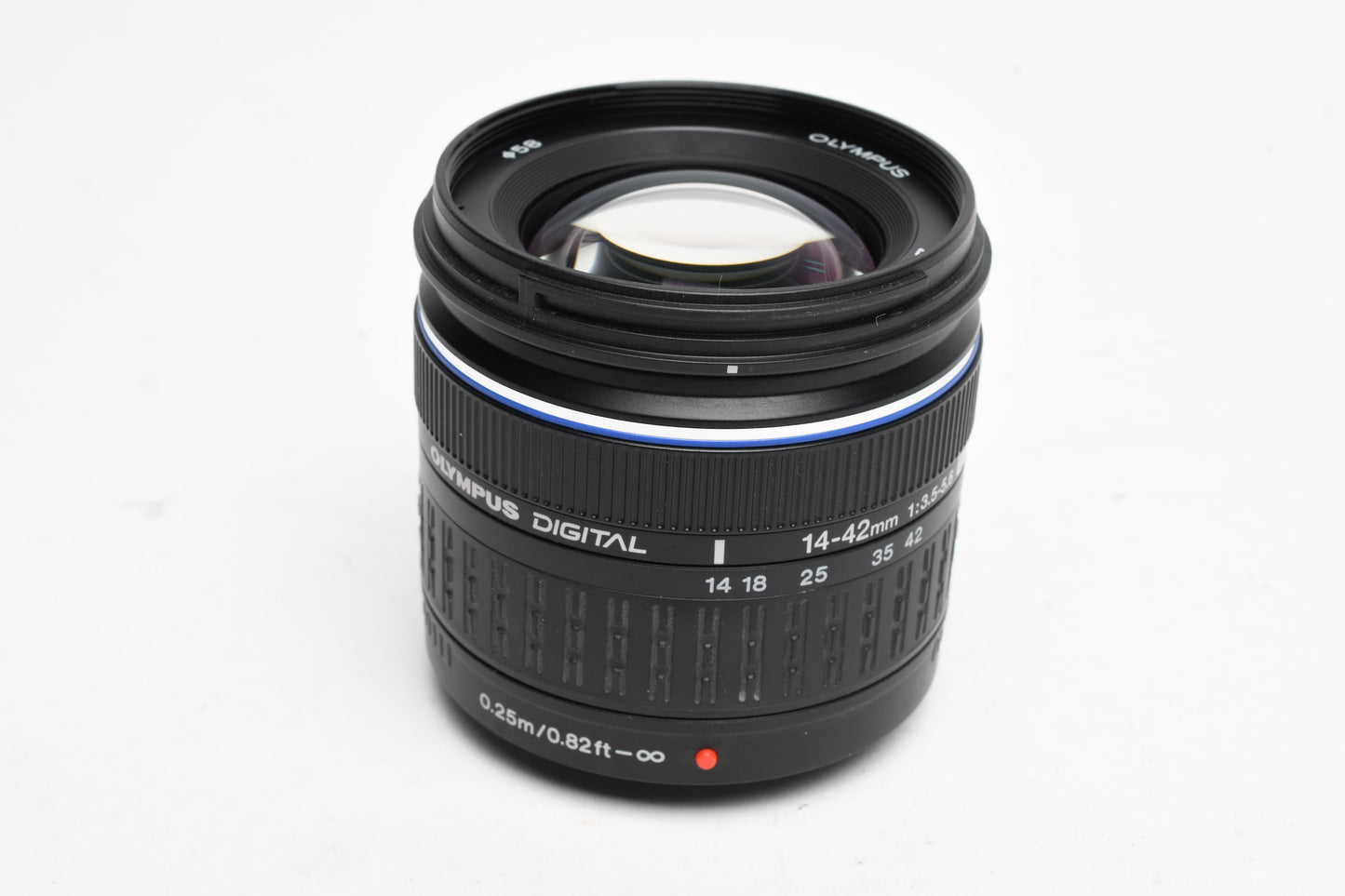 Olympus 14-42mm f3.5-5.6 ED Zuiko Digital zoom 4/3 Mount, Caps+Hood