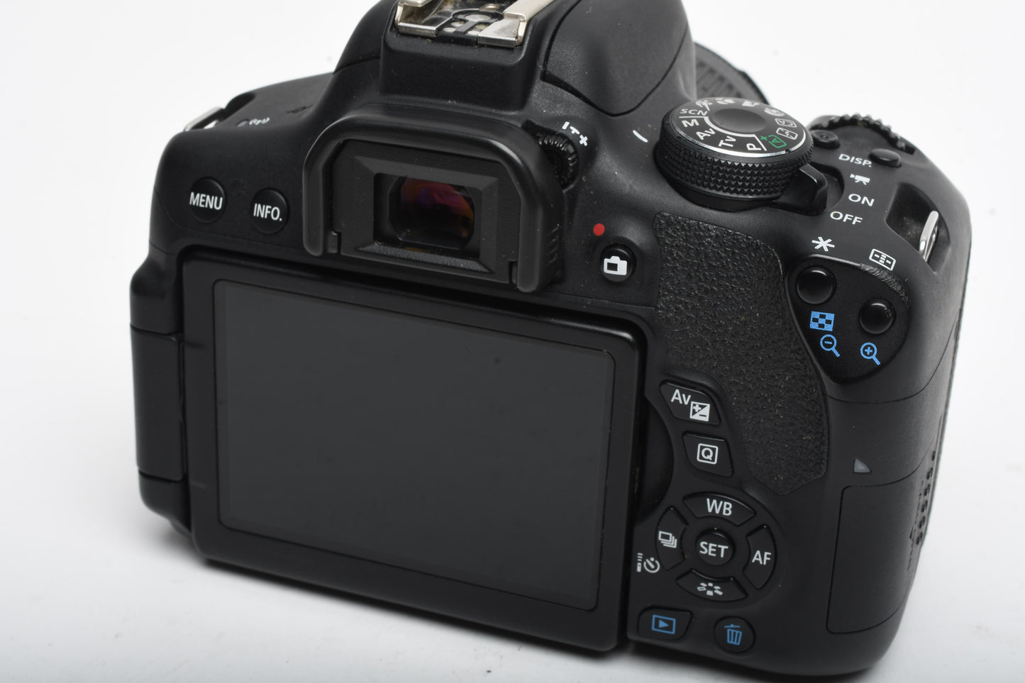 Canon EOS Rebel T6i DSLR w/18-55mm IS II, batt+charger 10,555 Acts, Nice