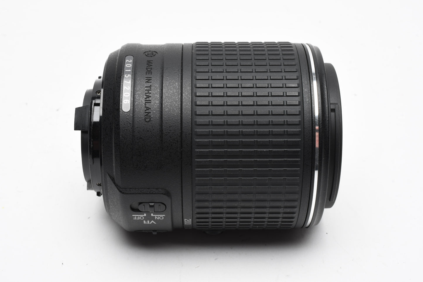 Nikon AF-S Nikkor 55-200mm F4-5.6G II ED DX VR compact zoom lens, caps, Mint-