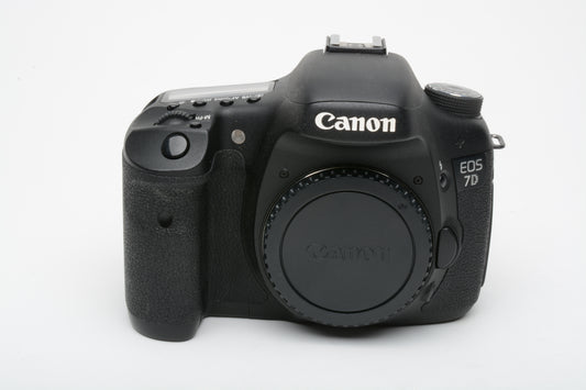 Canon EOS 7D 18MP DSLR body w/Grip, 2batts, charger, strap, 23,746 Acts, Nice!