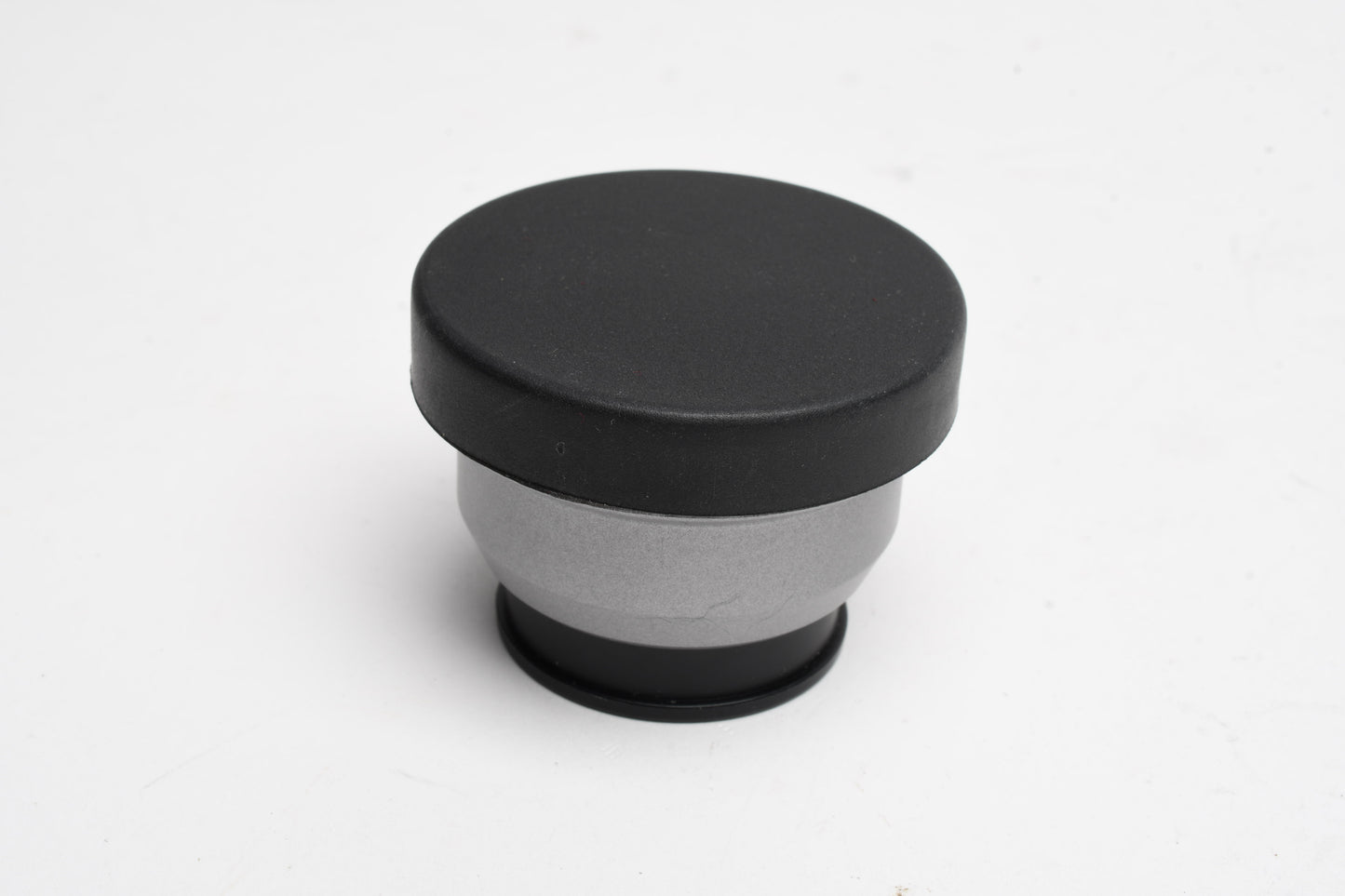 Set of 2:  Canon TL-30.5mm 1.9x Tele Converter & WD-30.5mm .7X w/Pouches