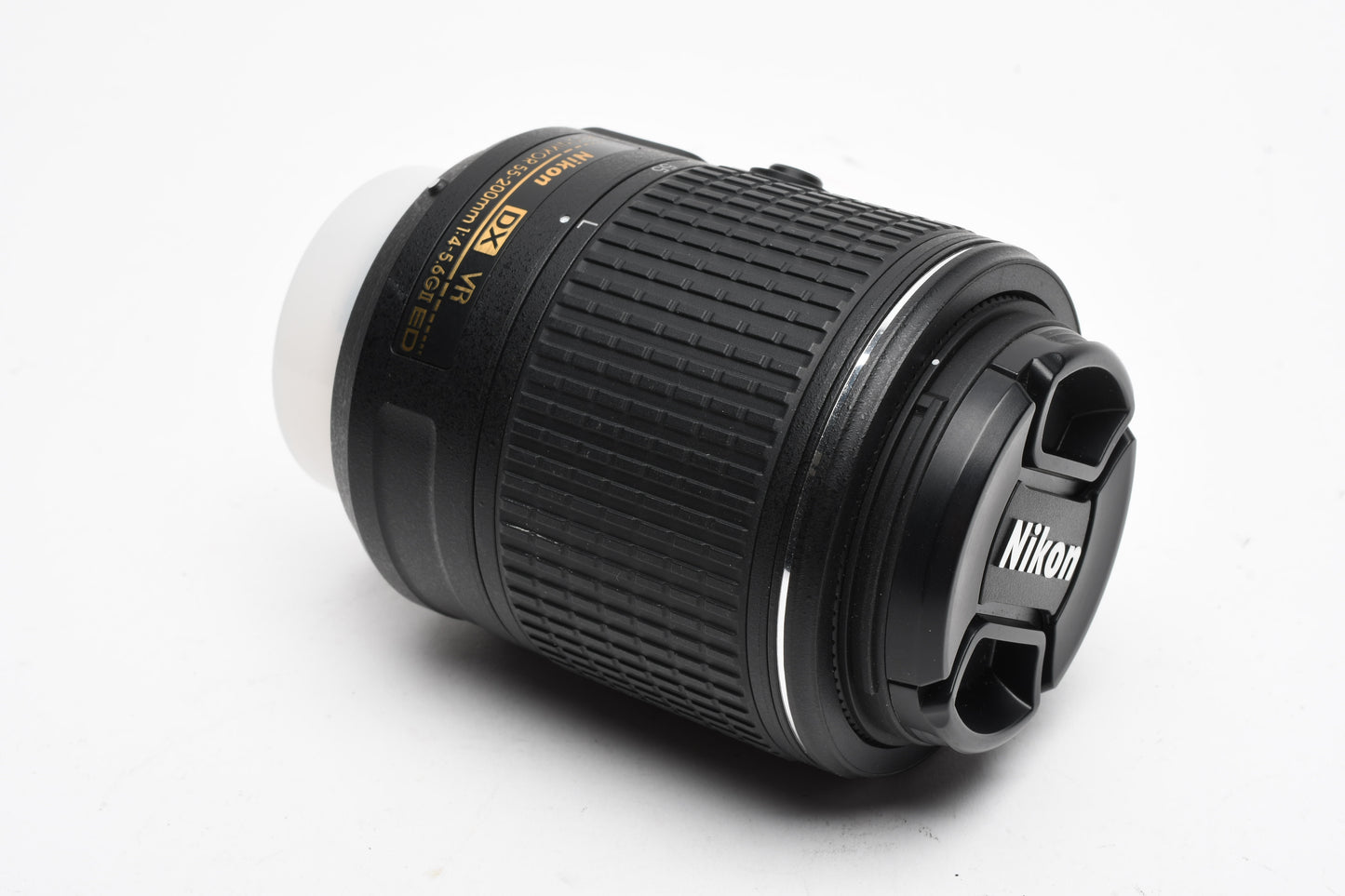 Nikon AF-S Nikkor 55-200mm F4-5.6G II ED DX VR compact zoom lens, caps, Mint-