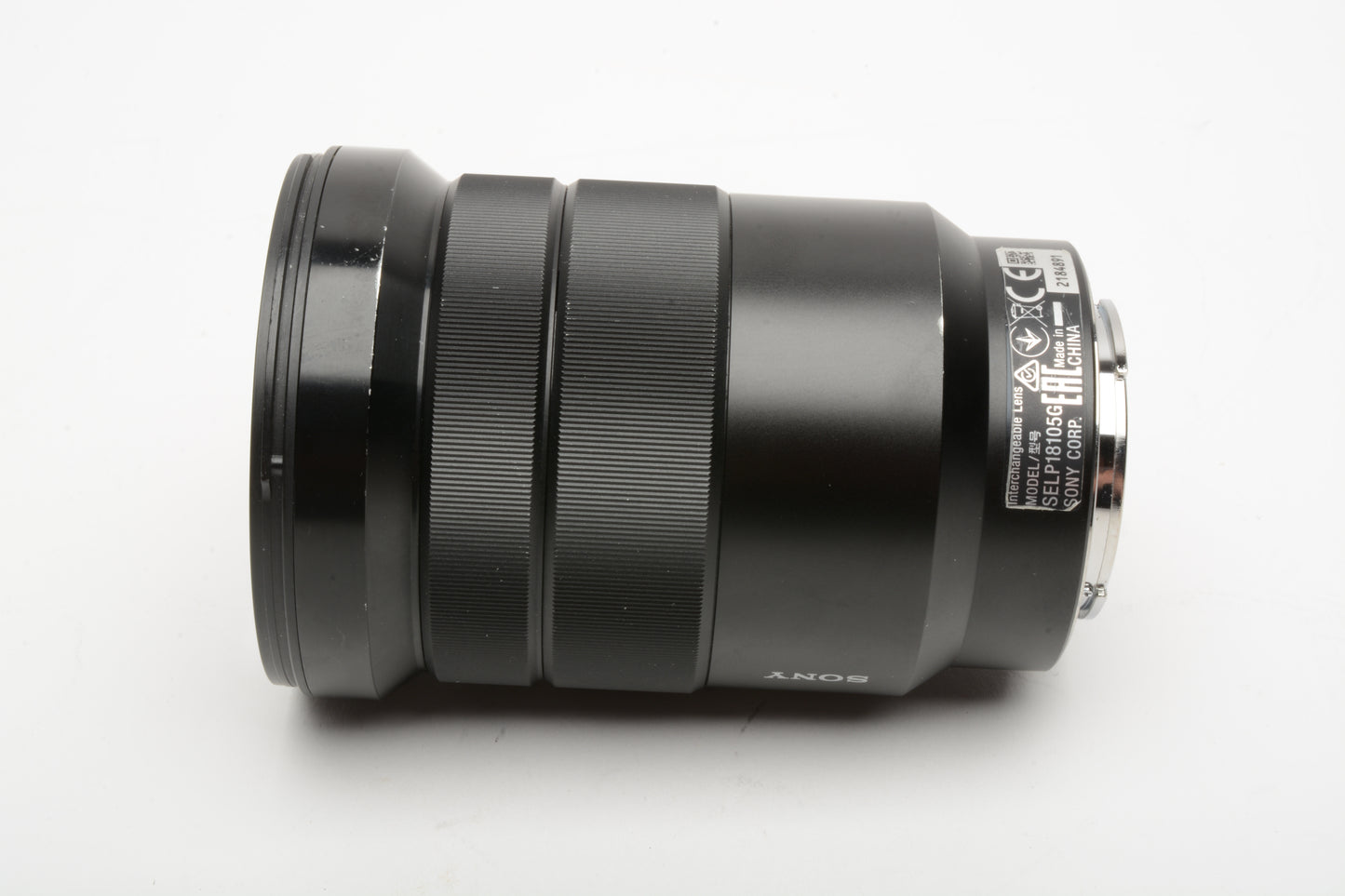 Sony E PZ 18-105mm f4 G OSS zoom lens, Caps, Mint-, Sharp!