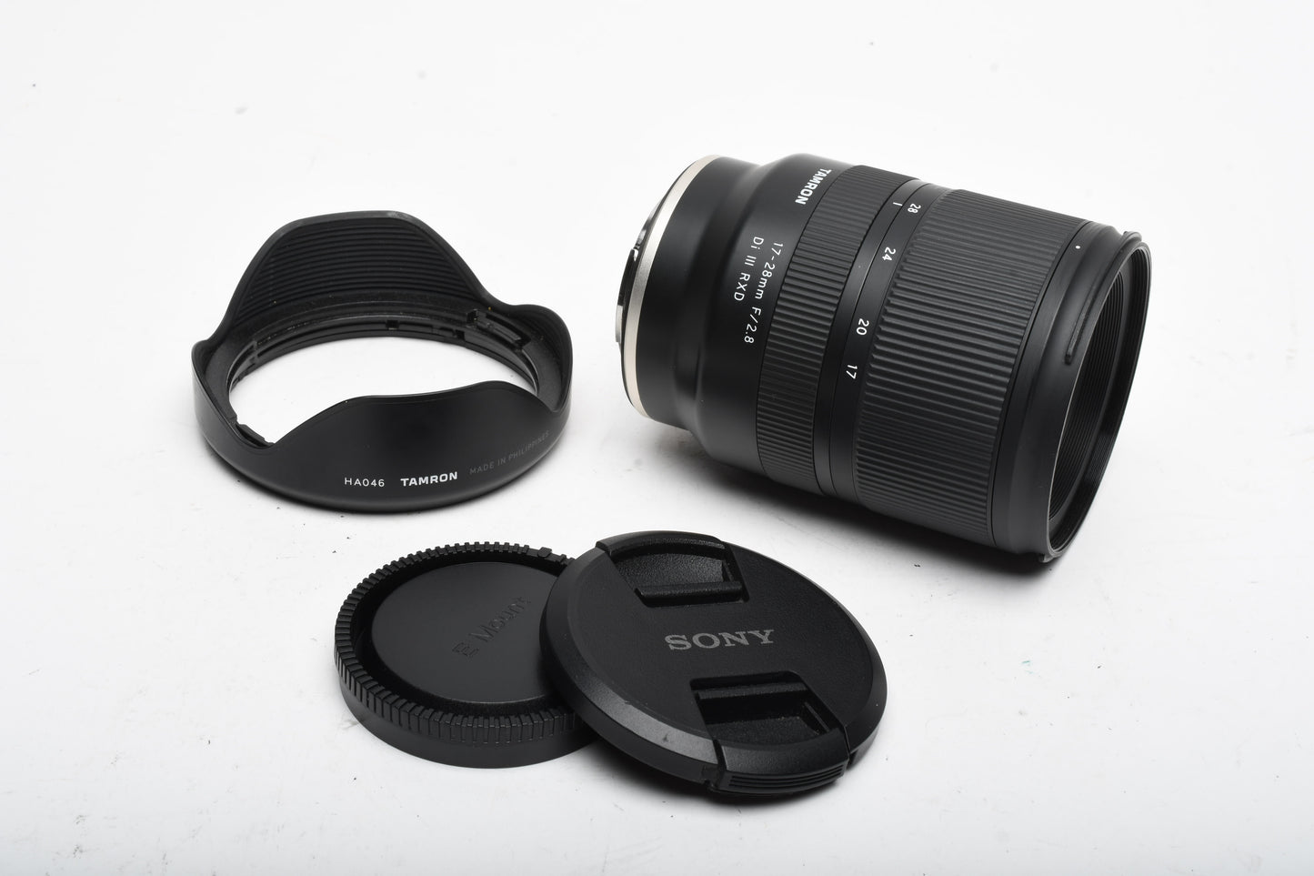 Tamron 17-28mm f2.8 Di III RXD lens, Hood, Sony E-mount, USA Version, Mint-