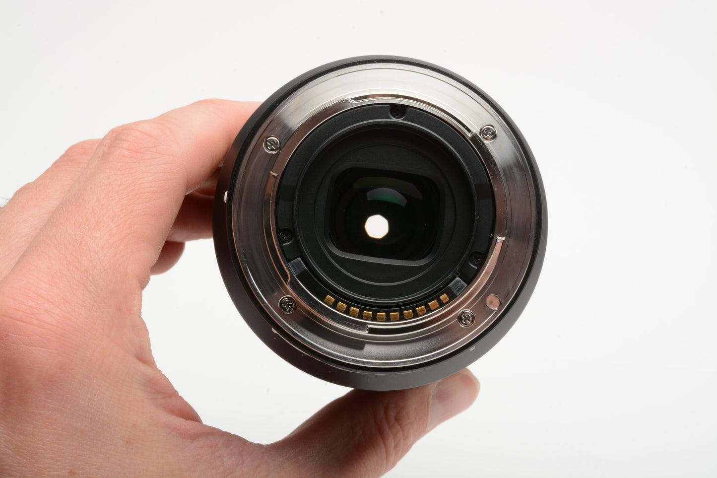 Sony E PZ 18-105mm f4 G OSS zoom lens, Caps, Mint-, Sharp!