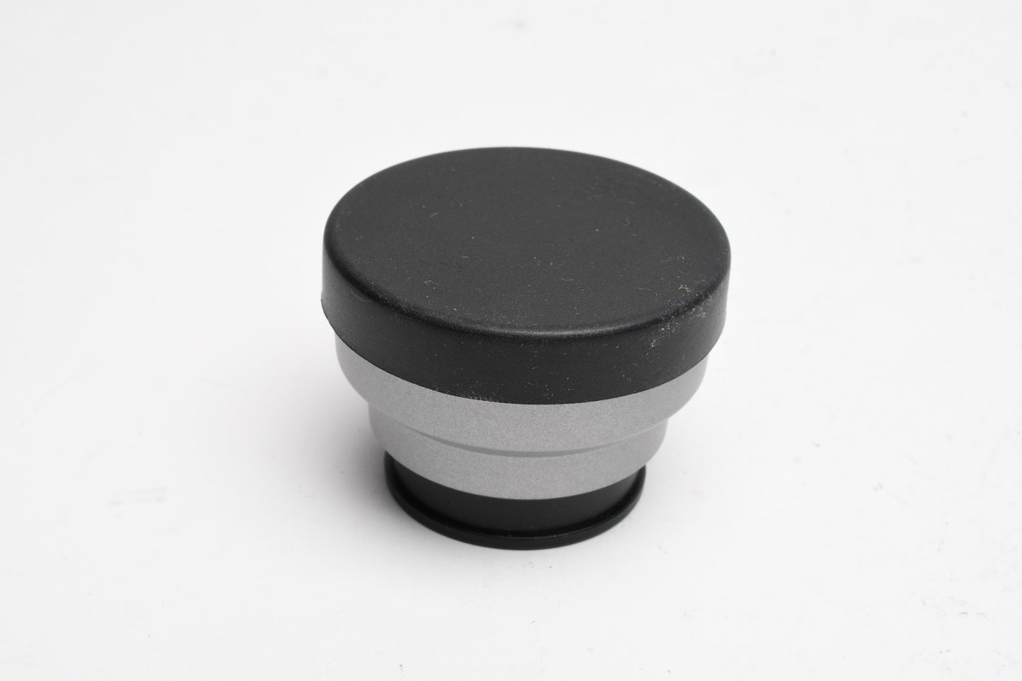 Set of 2:  Canon TL-30.5mm 1.9x Tele Converter & WD-30.5mm .7X w/Pouches