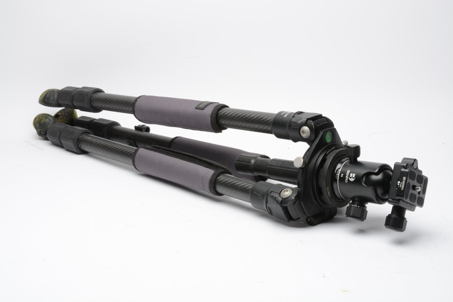 Induro GIT203 No. 2 Grand Series Stealth Carbon Fiber Tripod, 3 Sections+B2 ball Head!