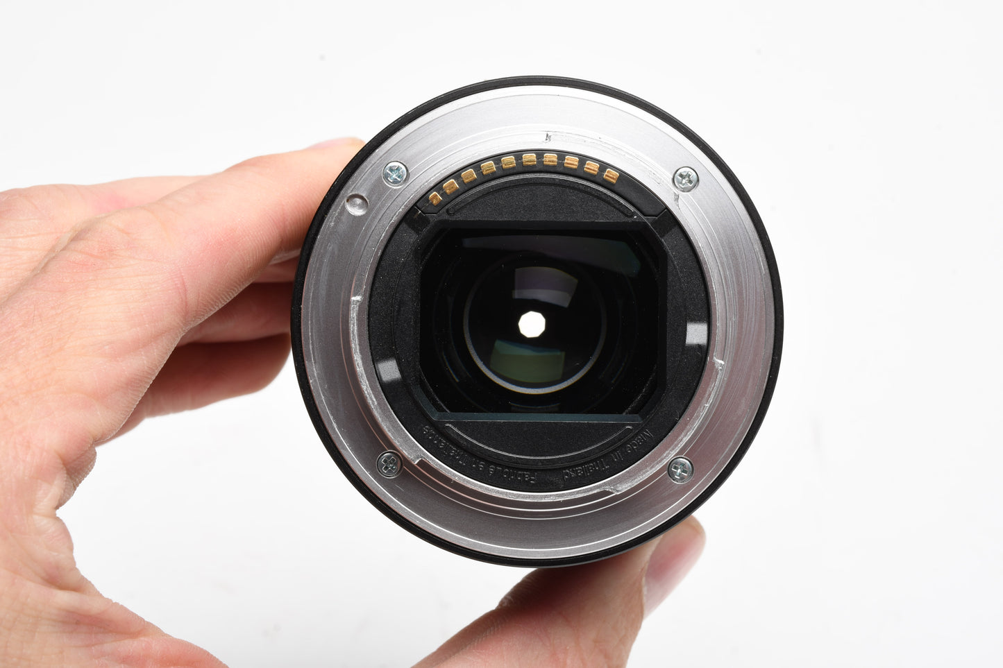 Sony FE 55mm f1.8 Prime E-Mount SEL55F18Z w/Pouch, Hood, Sharp!