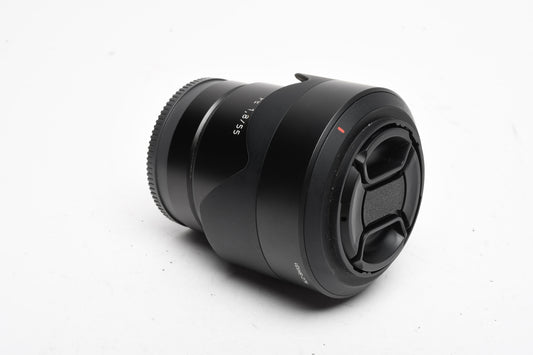 Sony FE 55mm f1.8 Prime E-Mount SEL55F18Z w/Pouch, Hood, Sharp!