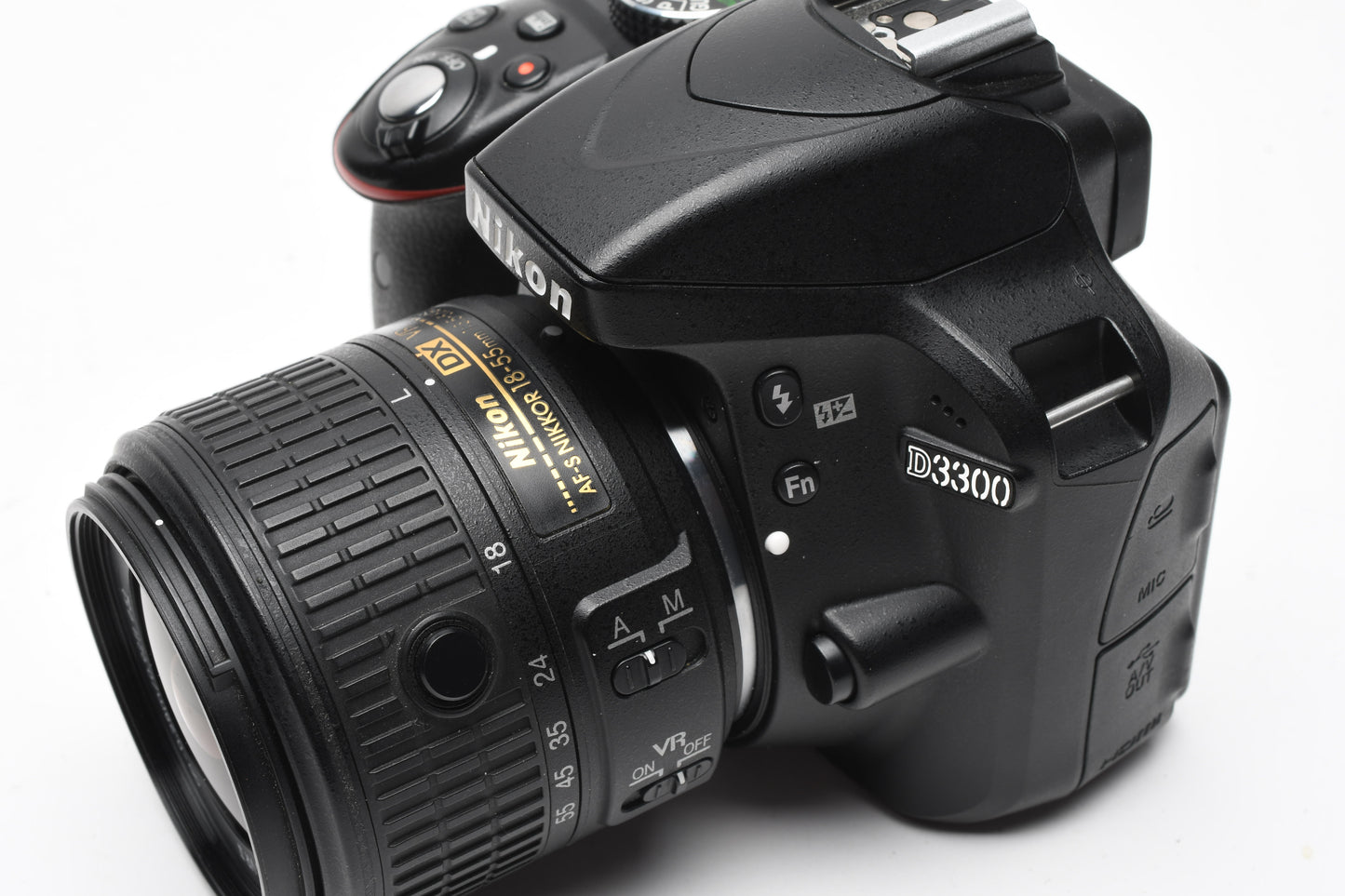 Nikon D3300 DSLR w/18-55mm zoom Batt, charger, strap, Only 9092 Acts