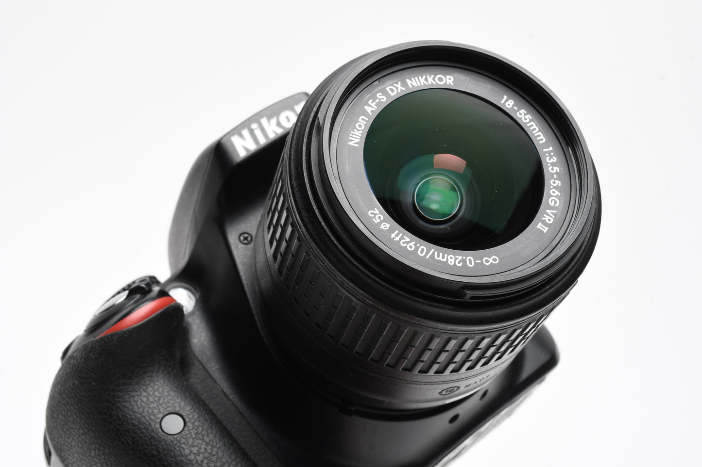 Nikon D3300 DSLR w/18-55mm zoom Batt, charger, strap, Only 9092 Acts