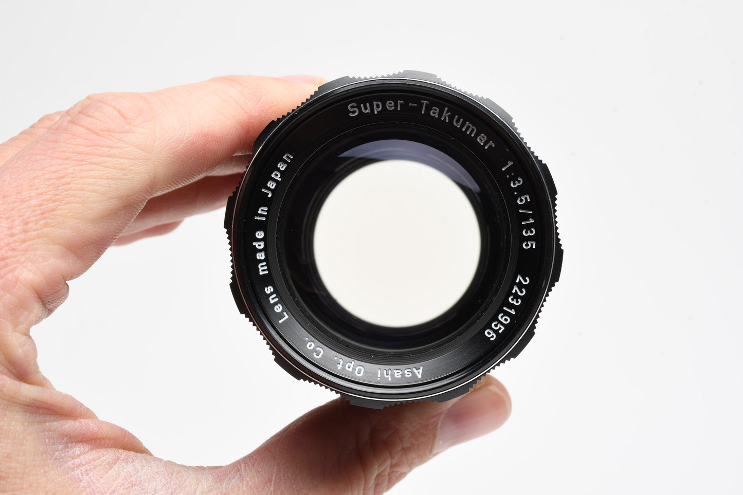 Pentax Super MC Takumar 135mm f3.5 M42 Mount lens, case, hood, caps, Mint-