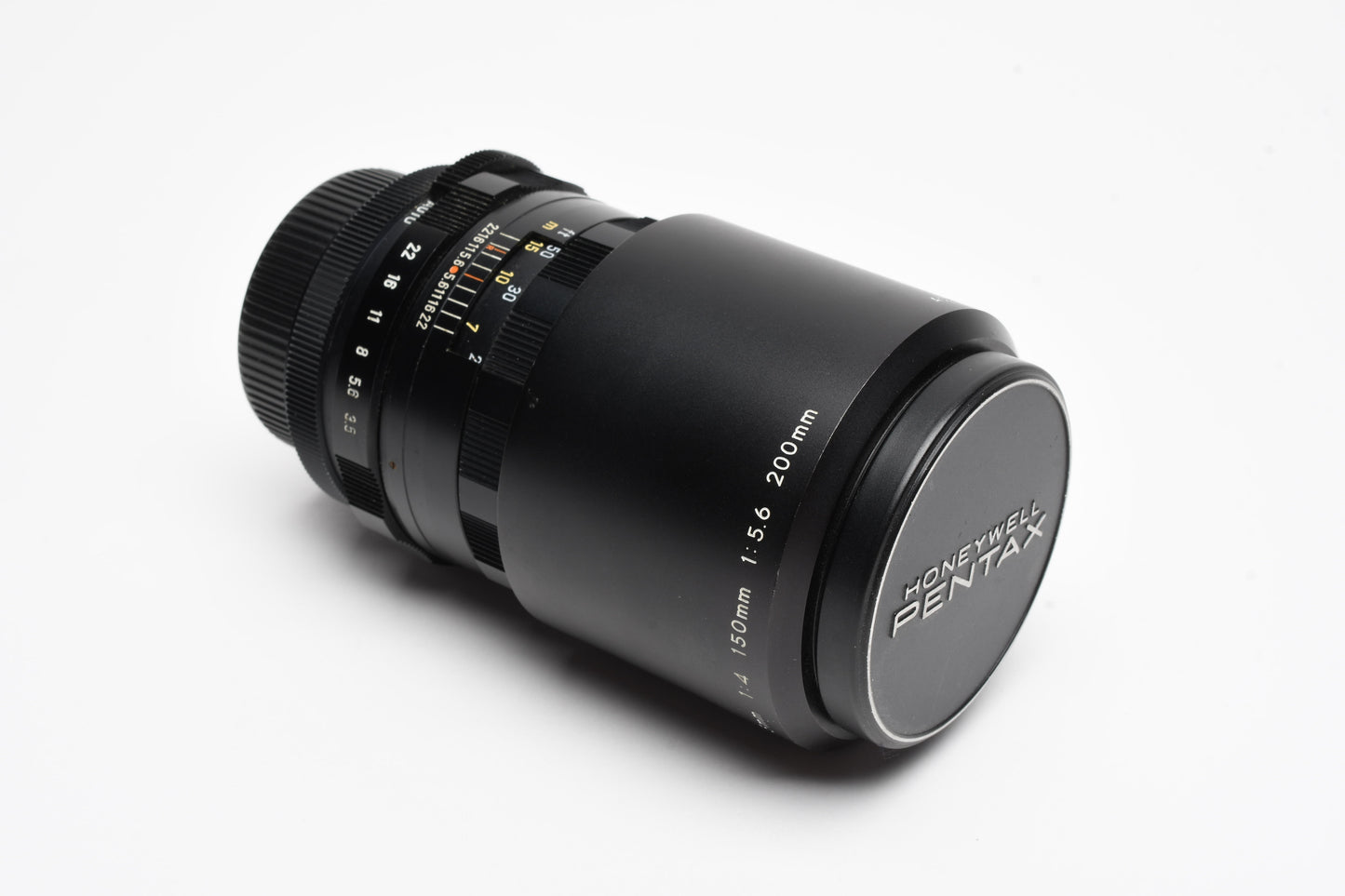 Pentax Super MC Takumar 135mm f3.5 M42 Mount lens, case, hood, caps, Mint-