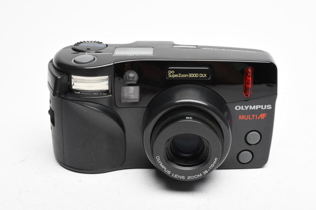 Olympus Super Zoom 3000 DLX 38-110mm Point&Shoot, Case, Nice!