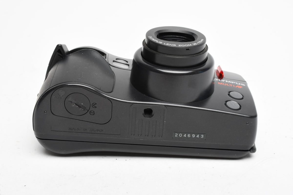Olympus Super Zoom 3000 DLX 38-110mm Point&Shoot, Case, Nice!