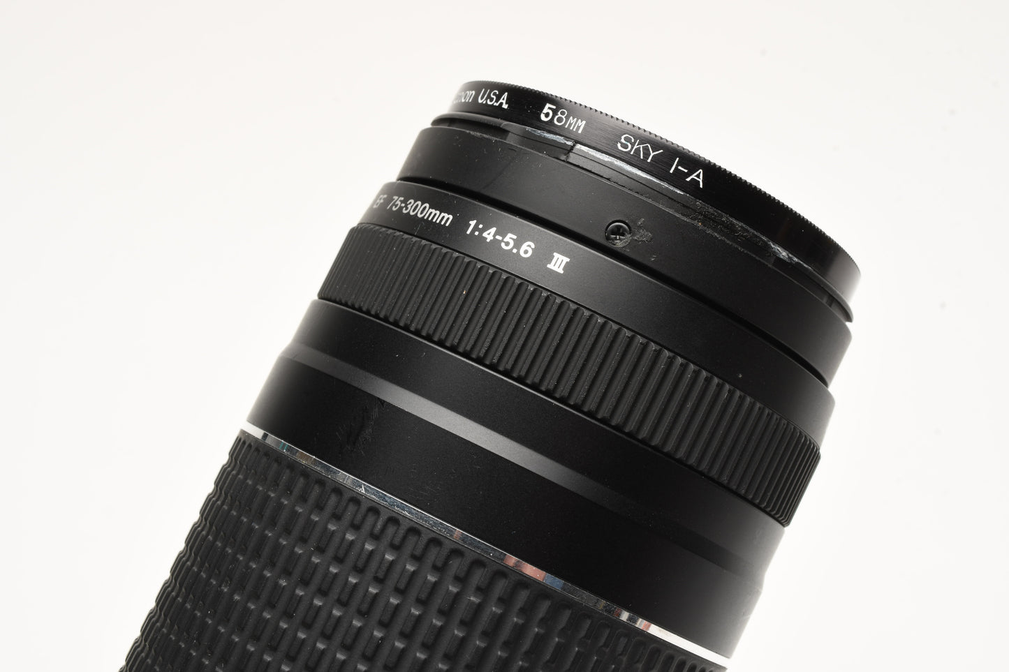 Canon EF 75-300mm f4-5.6 III Telephoto zoom lens, caps, UV, Tested