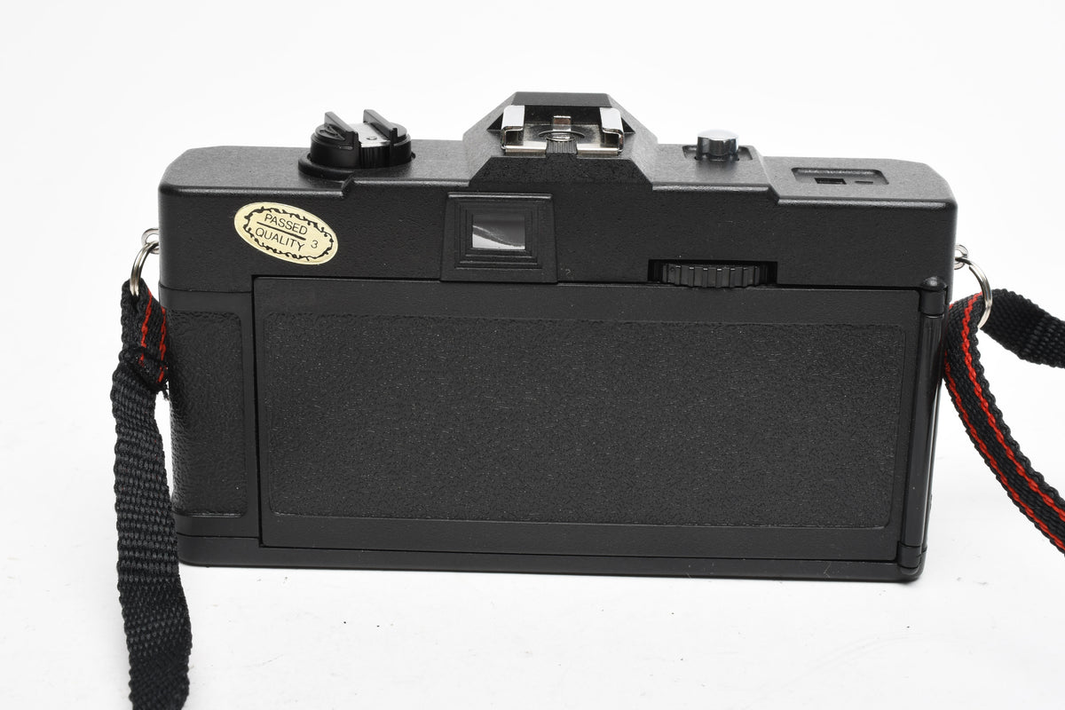 Ninoka NK-700 35mm camera w/50mm lens, Tested