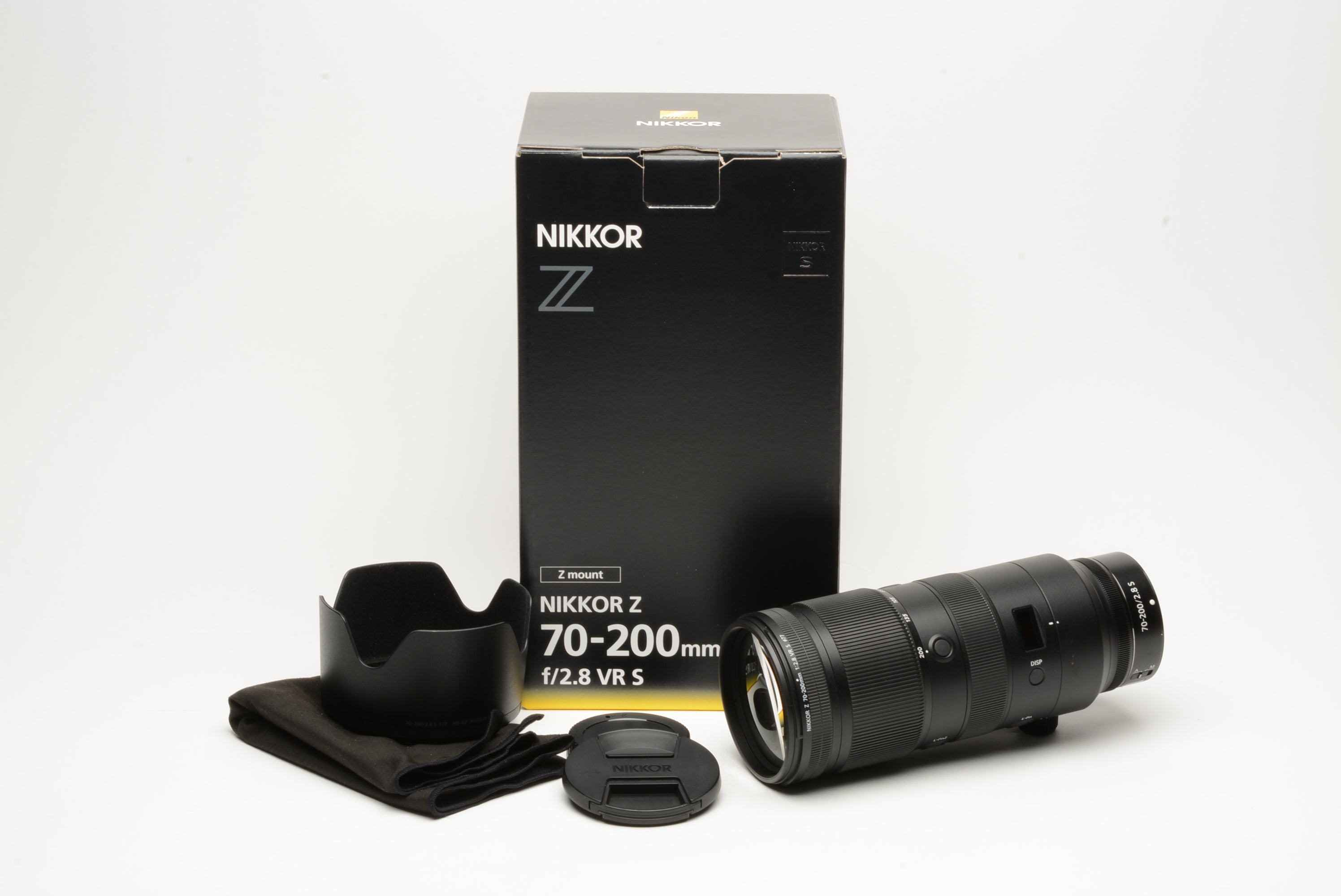 Nikon Nikkor Z 70-200mm f2.8 VR S Lens, caps, hood, cloth, USA