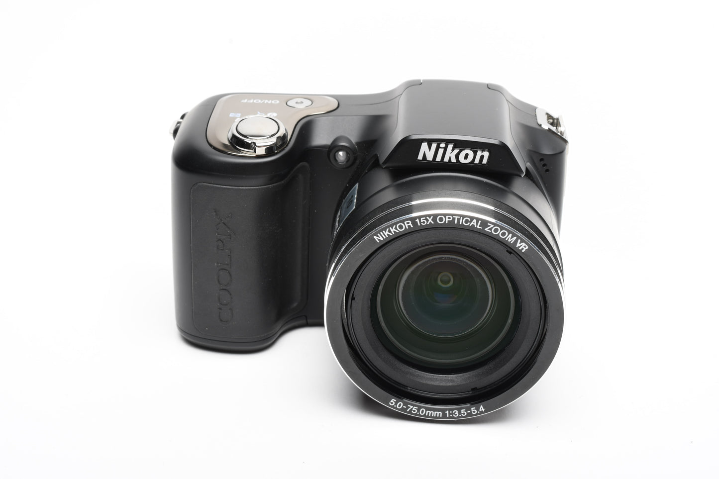 Nikon Coolpix L100 10MP Digital Point&Shoot camera, tripod, case, strap, clean!