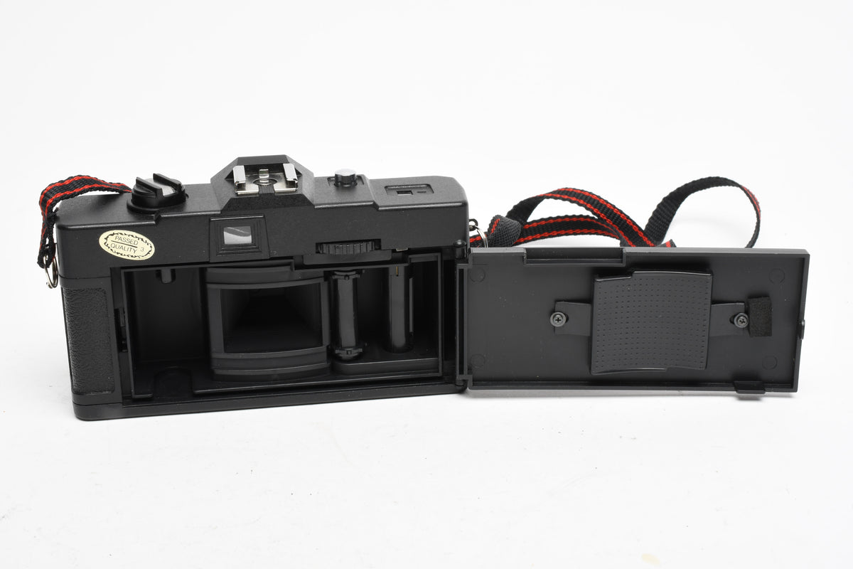 Ninoka NK-700 35mm camera w/50mm lens, Tested