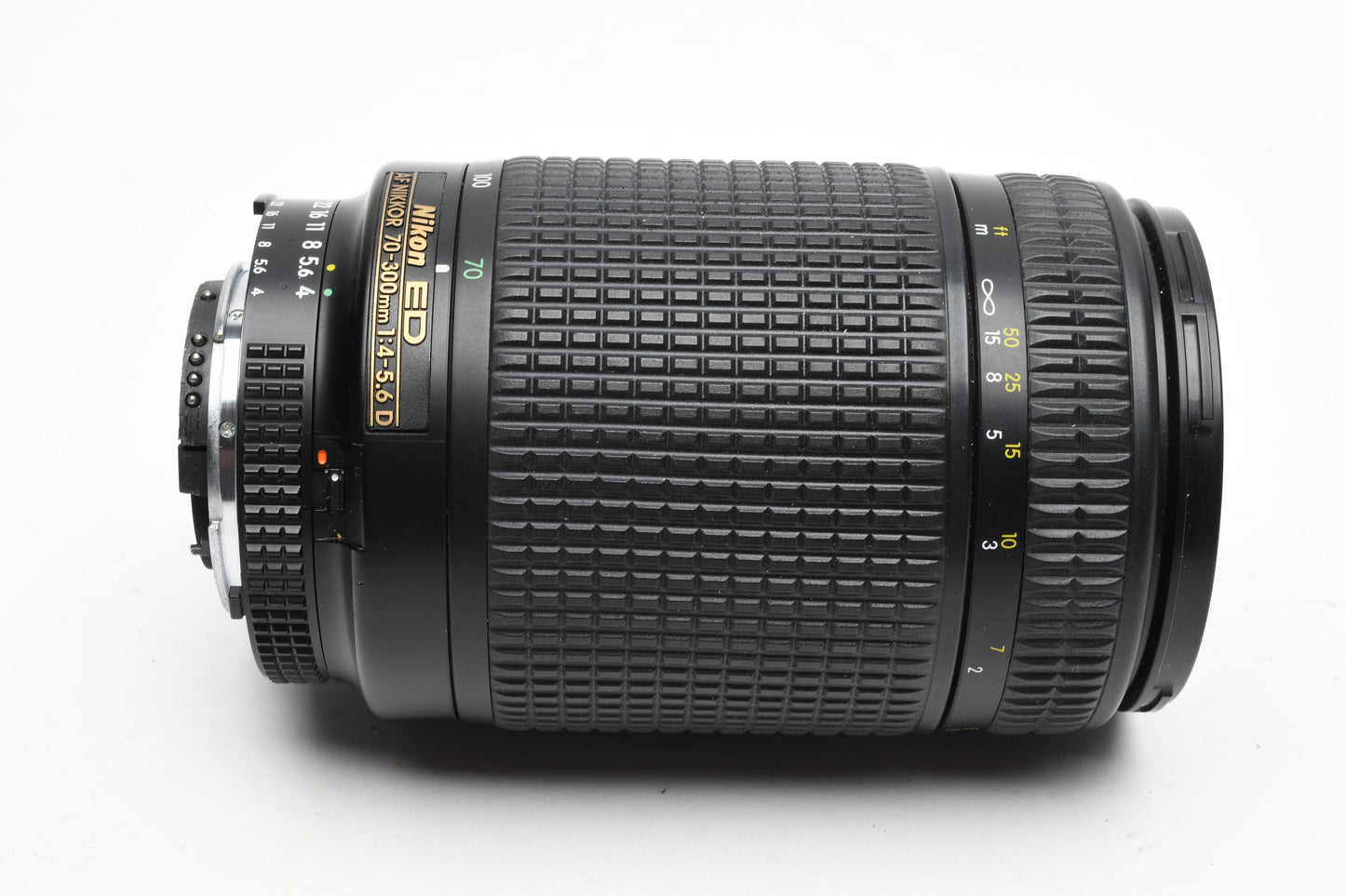 Nikon ED AF Nikkor 70-300mm f4-5.6D zoom lens, Hood+UV+caps, Nice!
