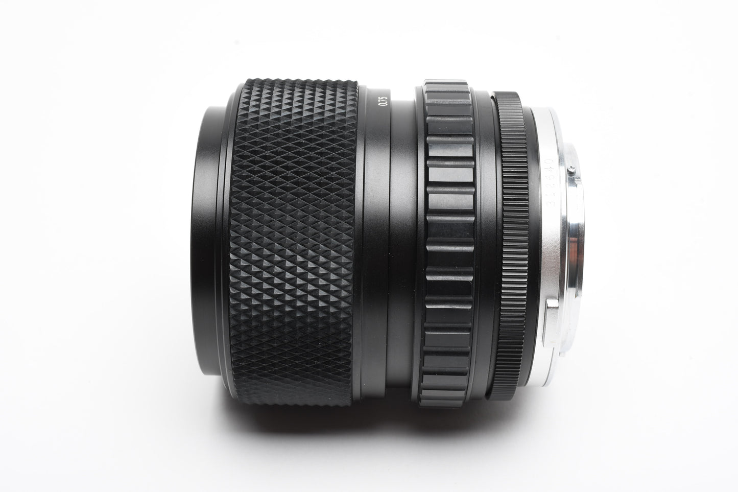 Olympus OM Zuiko 35-70mm f4 Zoom lens, 1A+Caps, Mint- Box