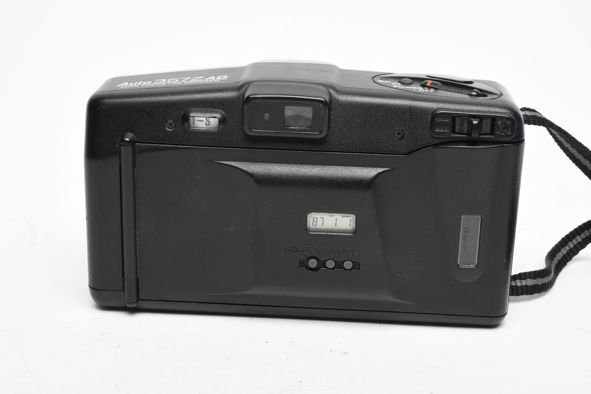 Chinon Auto 357Z AD 35-70mm 35mm Point&Shoot camera w/Date Back, Tested