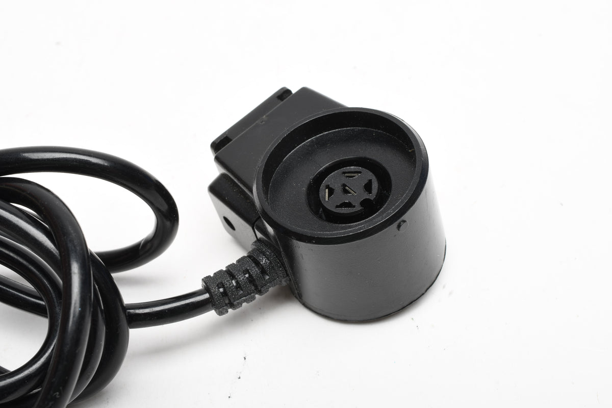 Vivitar remote sensor adapter for 283 Thyristor flash, nice & clean