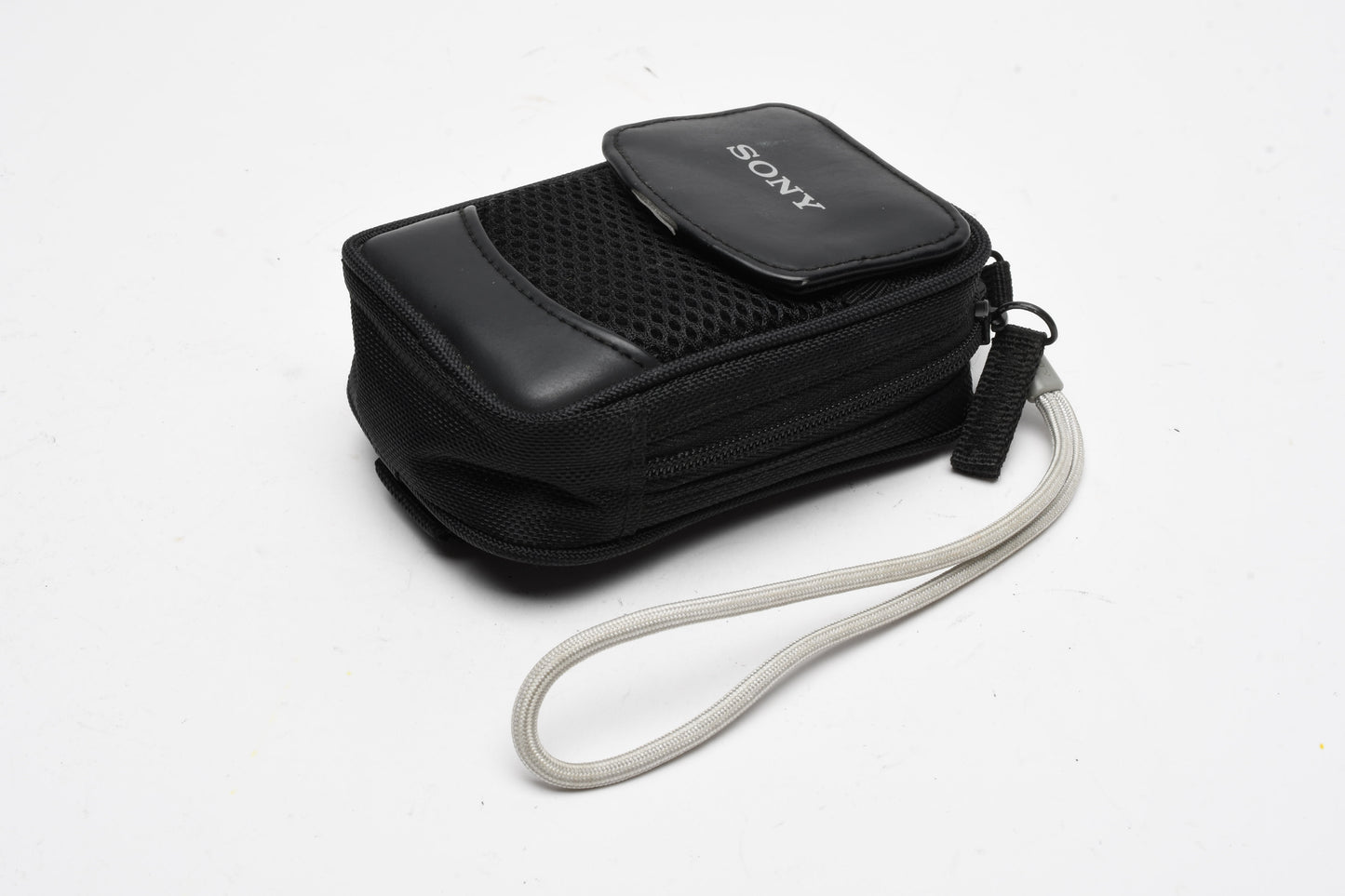 Sony DSC-W80 7.2MP Digital Point&Shoot camera, case+batt+charger, Tested