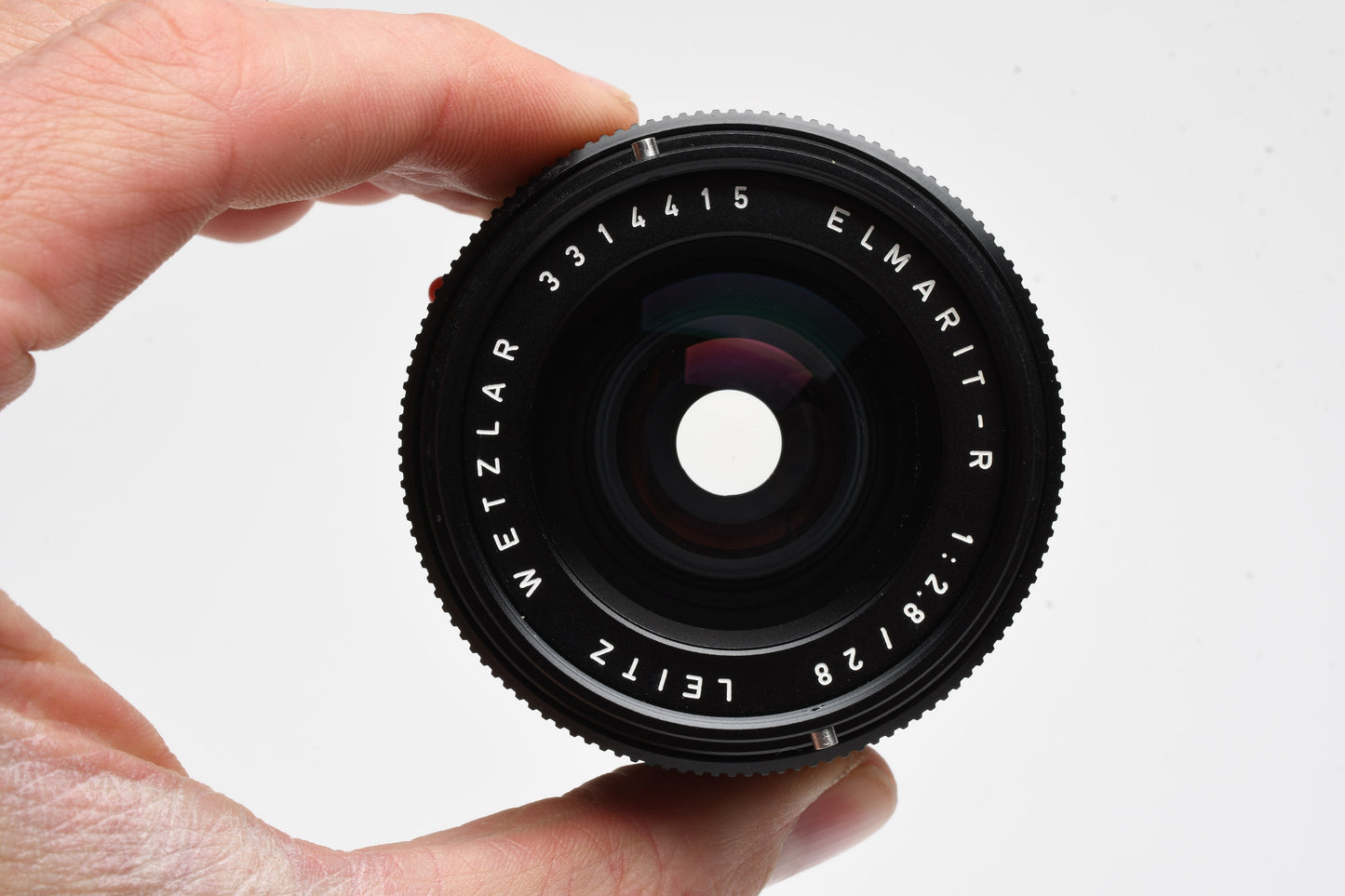 Leica 28mm f2.8 Elmarit-R 3 Cam Lens, Black, Jewel case, Great!