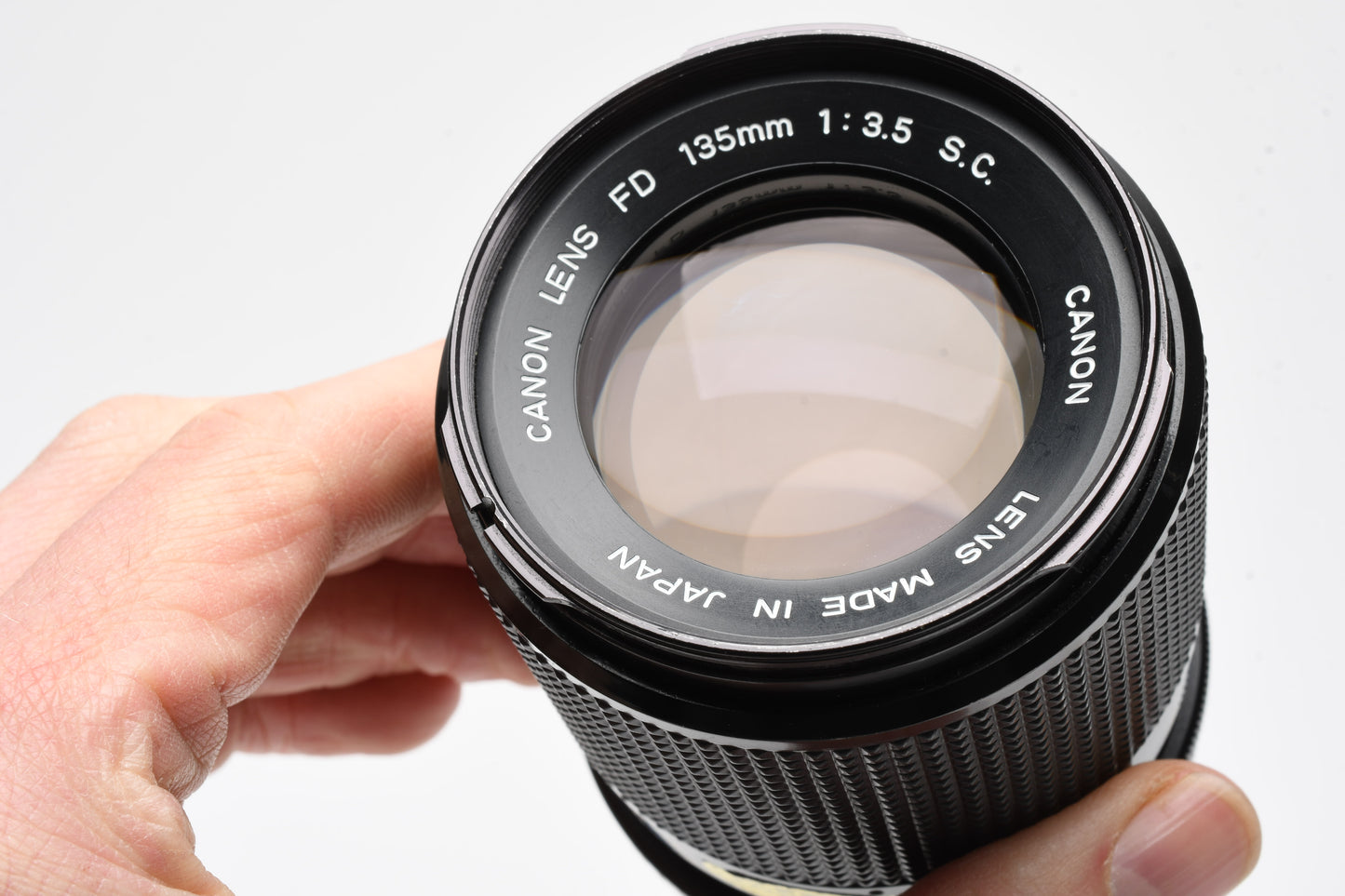 Canon 135mm F3.5 S.C. FD lens, caps, clean and sharp