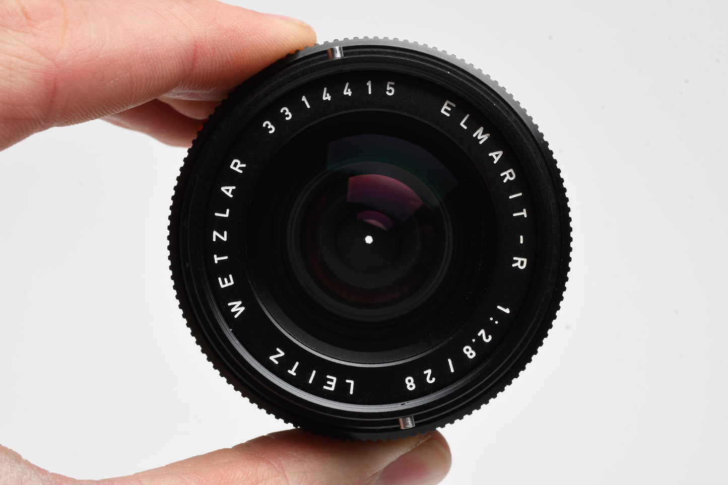 Leica 28mm f2.8 Elmarit-R 3 Cam Lens, Black, Jewel case, Great!