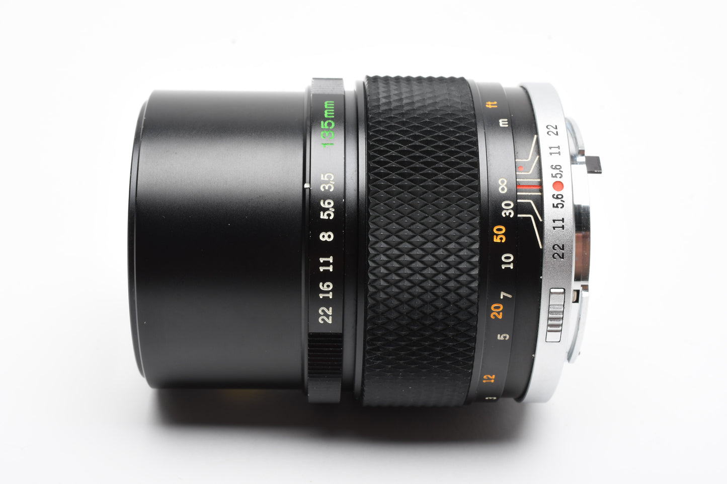 Olympus OM Zuiko 135mm f3.5 Portrait lens, Caps+Case, Mint-
