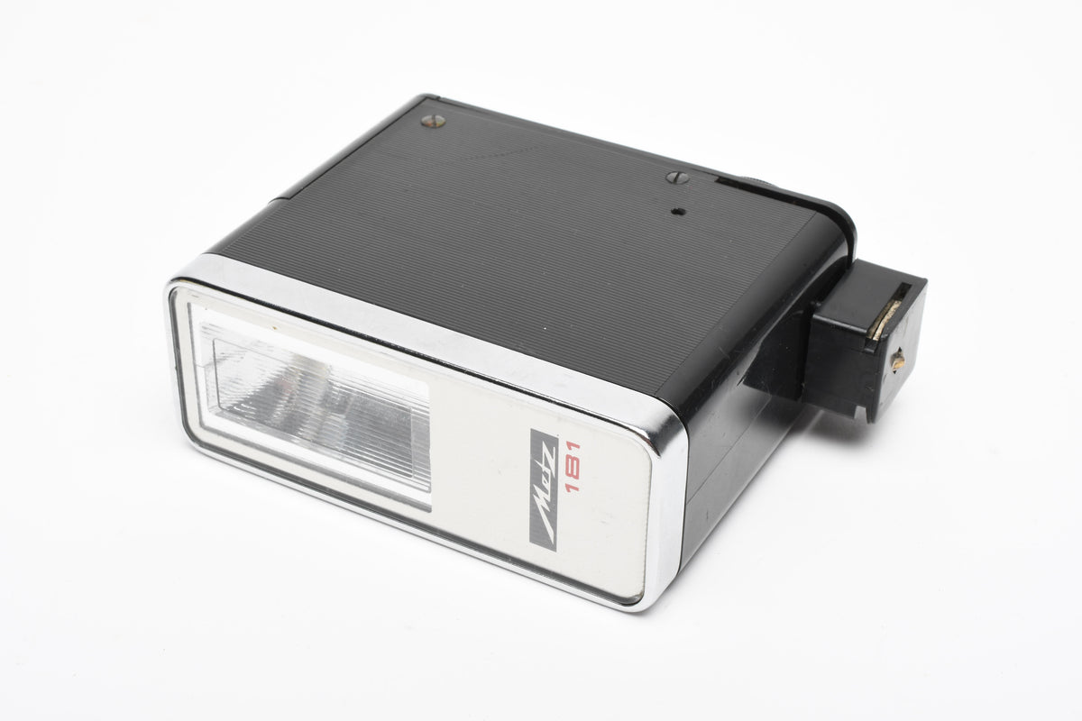 Metz Mecablitz 181 AC flash w/Manual and Rollei sync