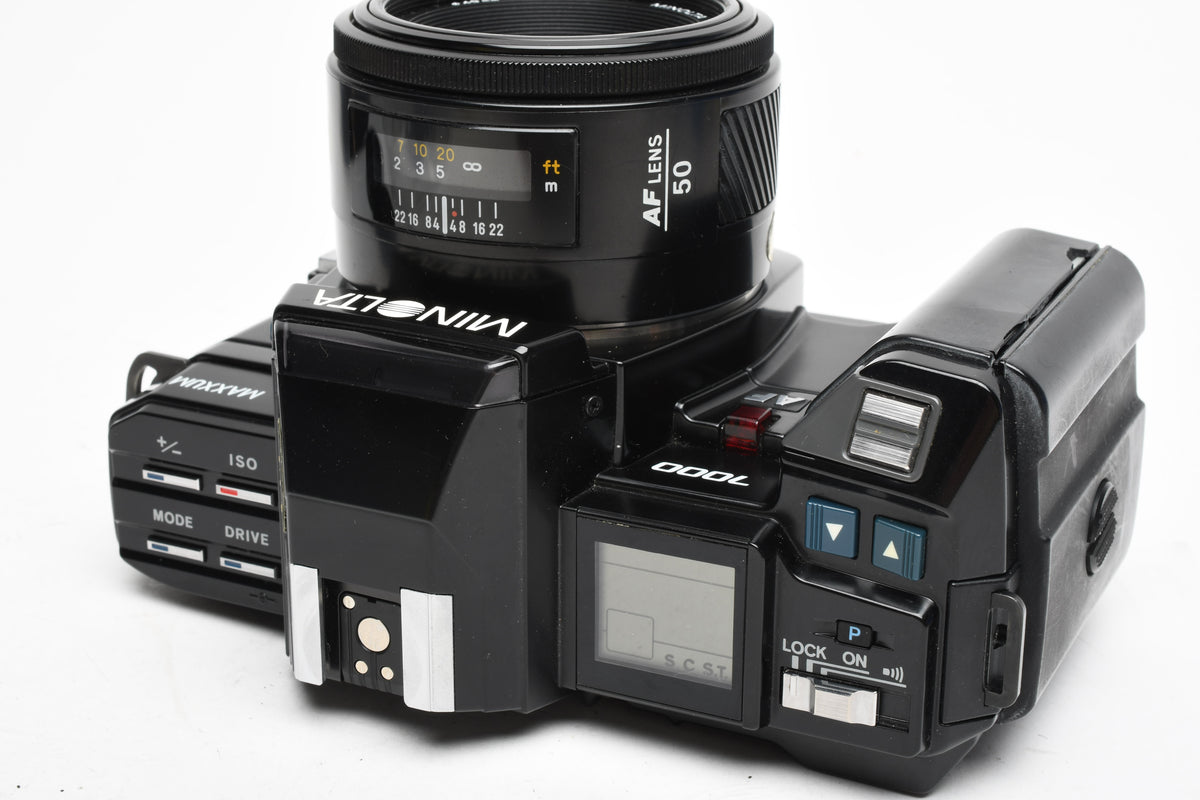 Minolta Maxxum 7000 35mm SLR w/50mm f1.7, Pola+Strap, Great!