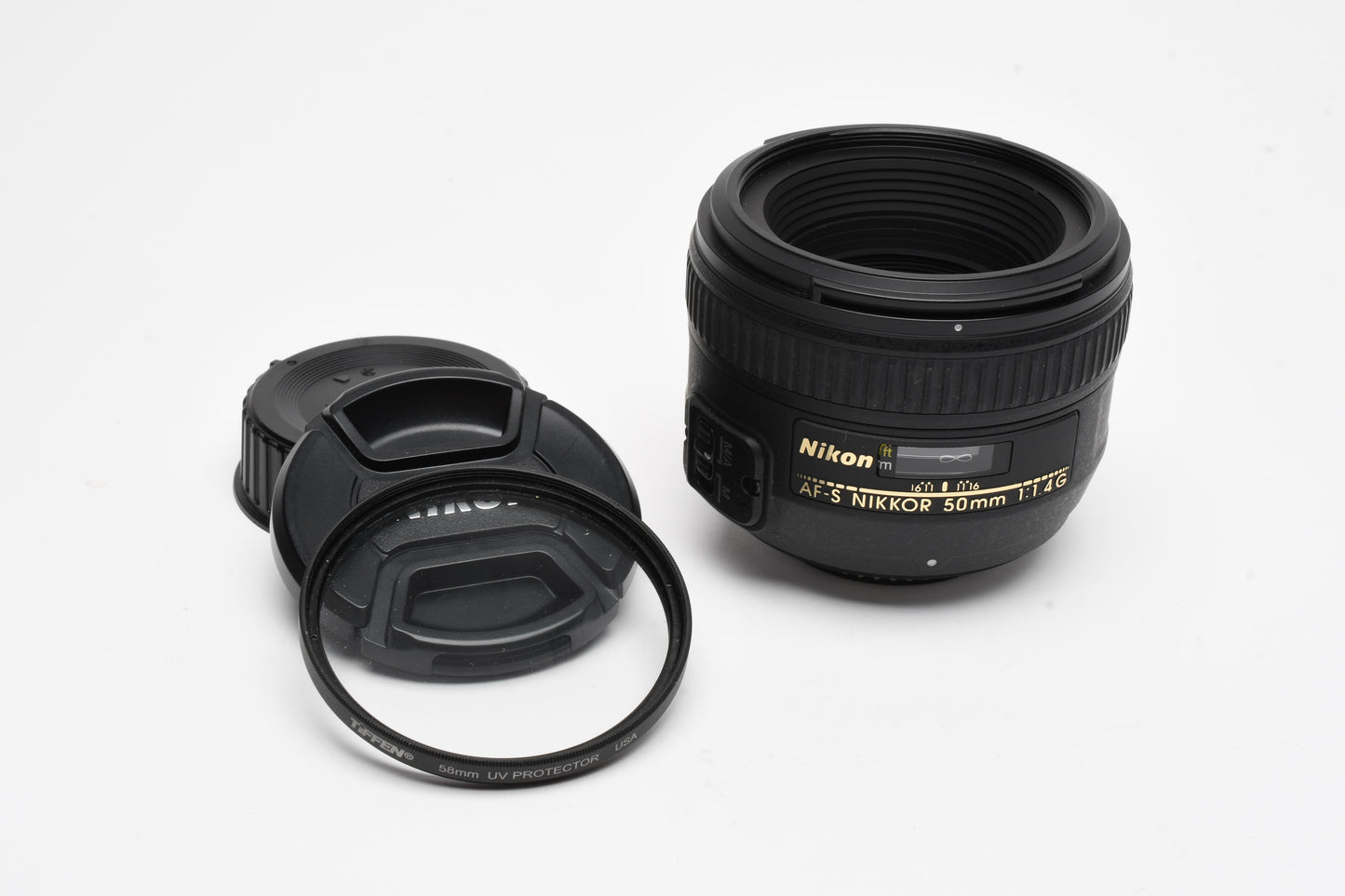 Nikon AF Nikkor 50mm f1.4G prime lens, nice prime lens w/caps+UV