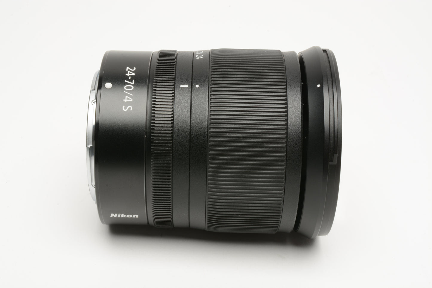 Nikon Nikkor Z 24-70mm f4 S zoom lens +Caps+UV, Nice and clean