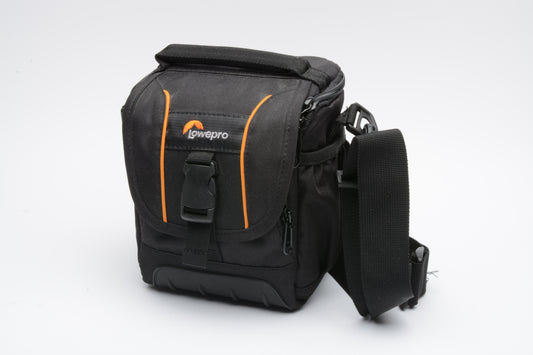 Lowepro Adventura SH 120 II camera case, very clean