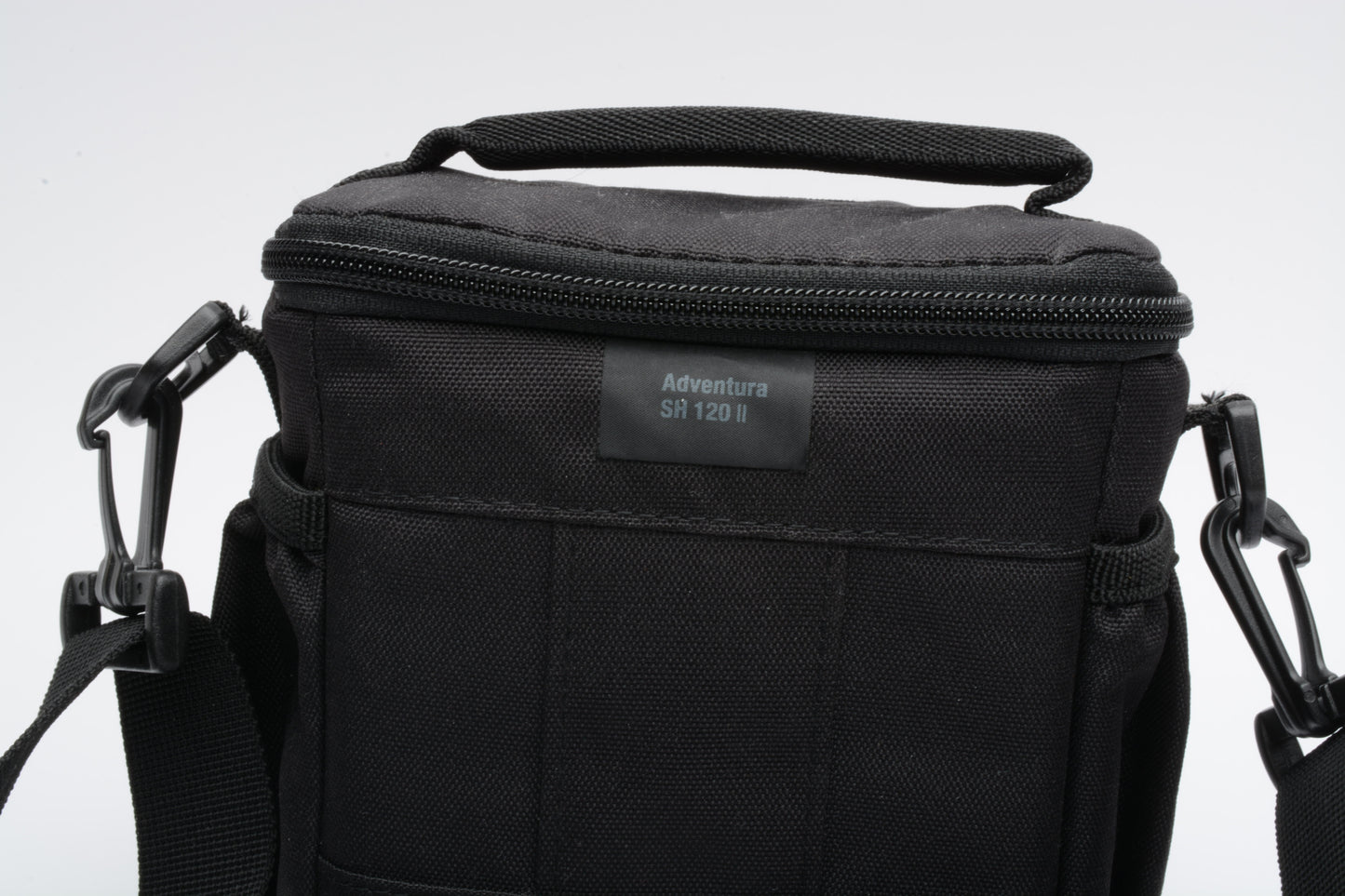 Lowepro Adventura SH 120 II camera case, very clean