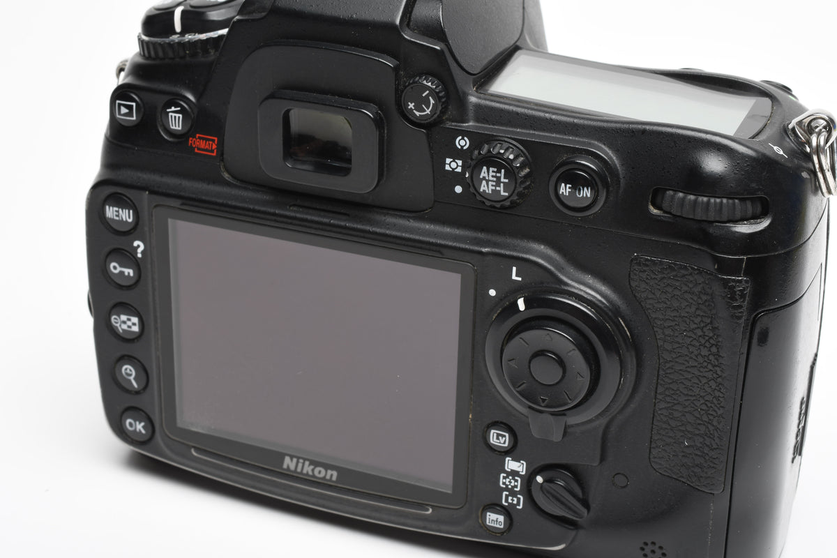 Nikon D300S DSLR Body, 2X batts, charger, 235K Acts, Great, Tested