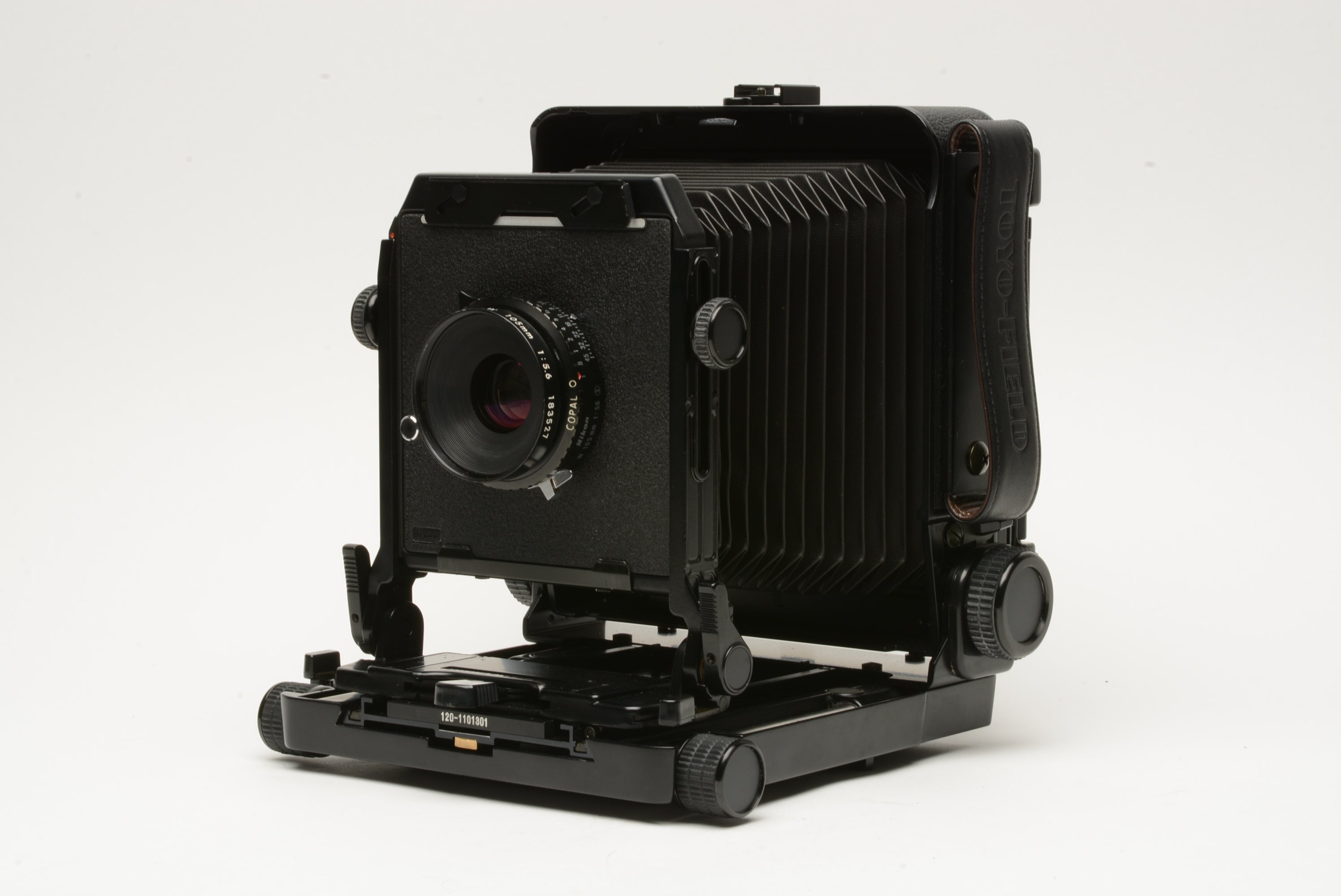 Toyo 45AII 4x5 Field camera #180-224 Metal w/Nikkor 105mm f5.6