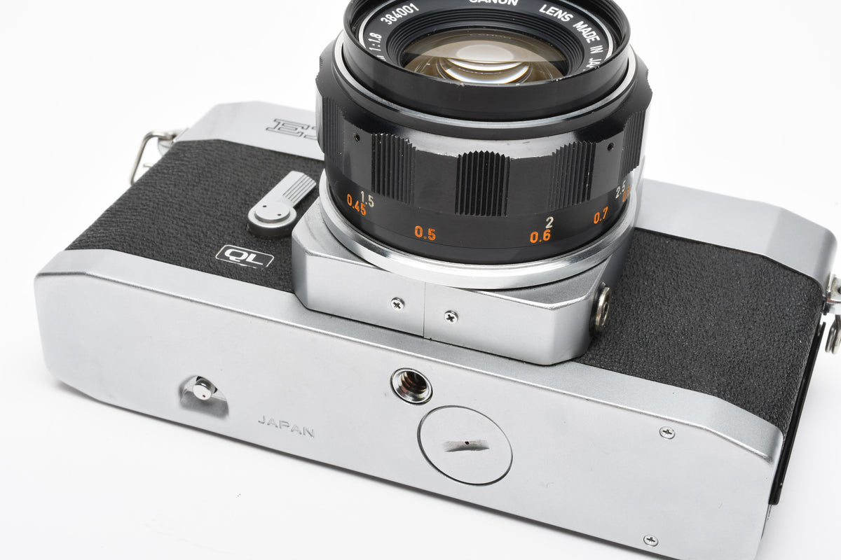 Canon EX Auto 35mm SLR w/EX 50mm f1.8 Prime lens, New Seals, Gorgeous!  Works!