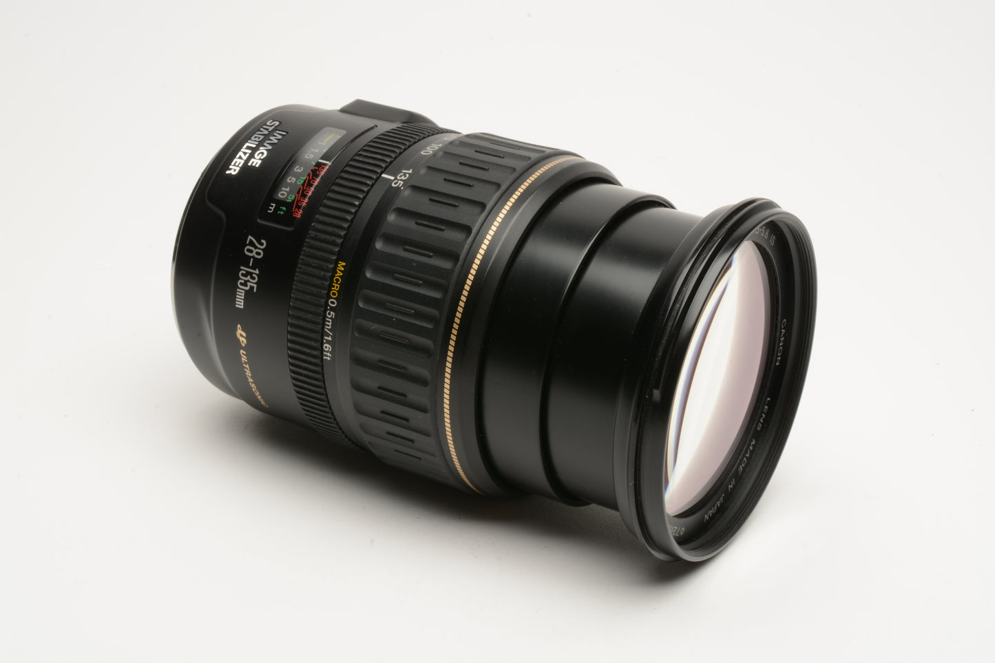 Canon EF 28-135mm f3.5-5.6 IS USM zoom lens, caps + UV filter, Versatile