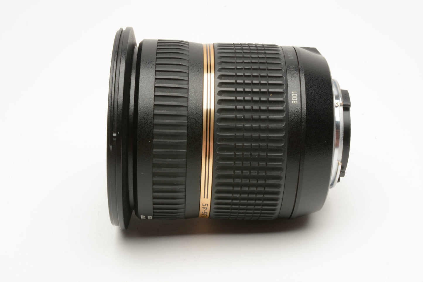 Tamron SP 10-24mm f3.5-4.5 Di II wide zoom for Nikon AF, caps