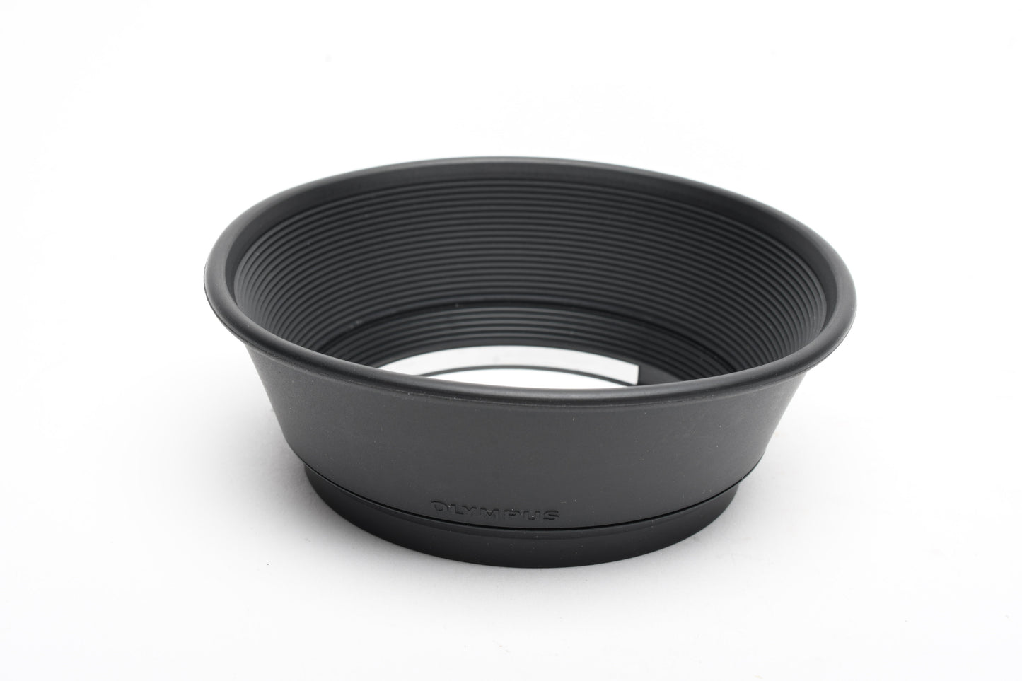 Olympus rubber lens shade for 35-70mm f4, Mint-
