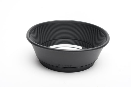 Olympus rubber lens shade for 35-70mm f4, Mint-
